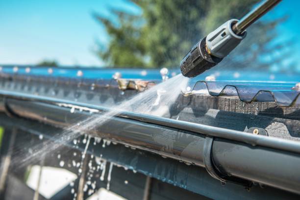 Why Choose Our Certified Pressure Washing Experts for Your Project Needs in Reedurban, OH?